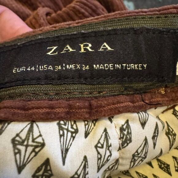 Zara Men’s Brown Corduroy Pants Size 34x24 EUR 44 Straight Leg 100% Cotton - Picture 3 of 4